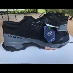 NWT Salomon X Ultra 4 Women’s Hiking Shoes
